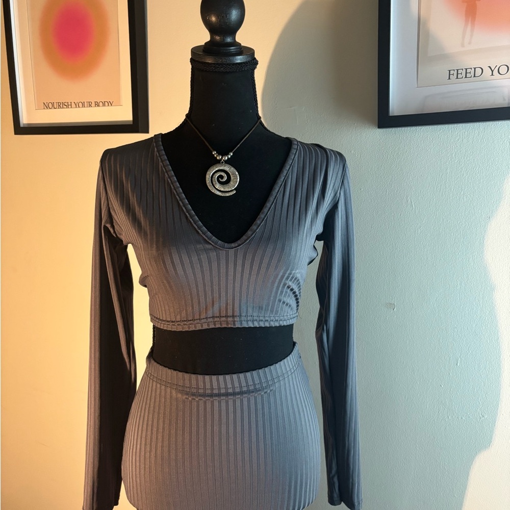 Gray V-Neck Ribbed Women's Set